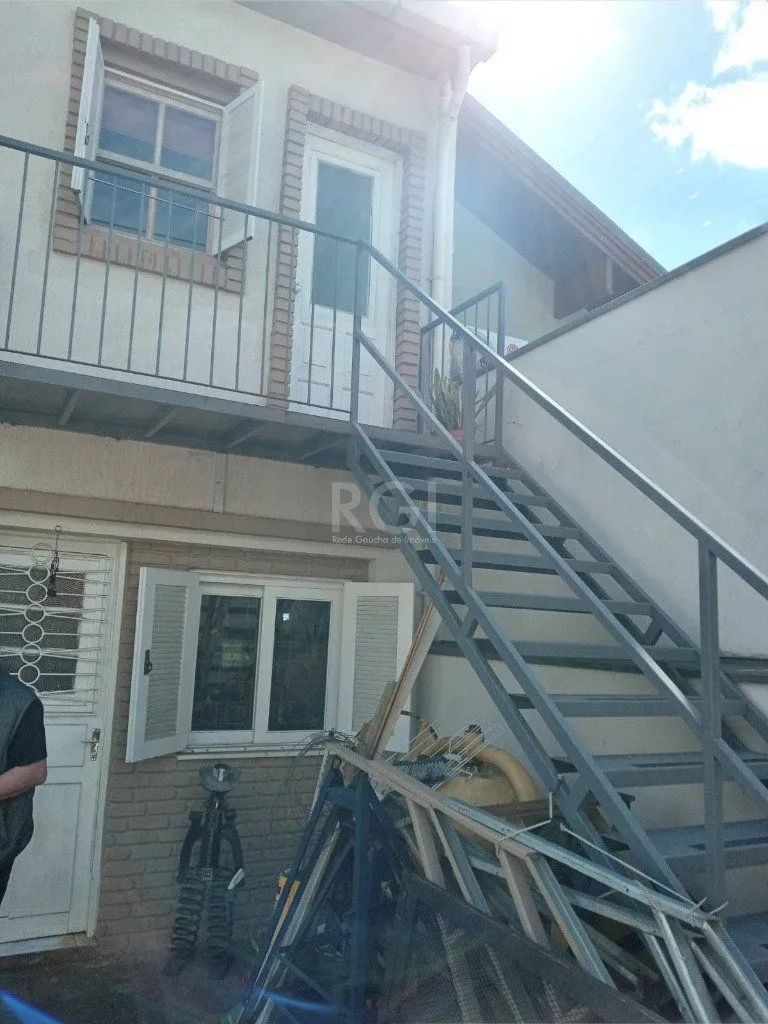 Imagem Casa para Venda - 384m², 3 dormitórios, sendo 1 suites, 3 vagas - Teresópolis