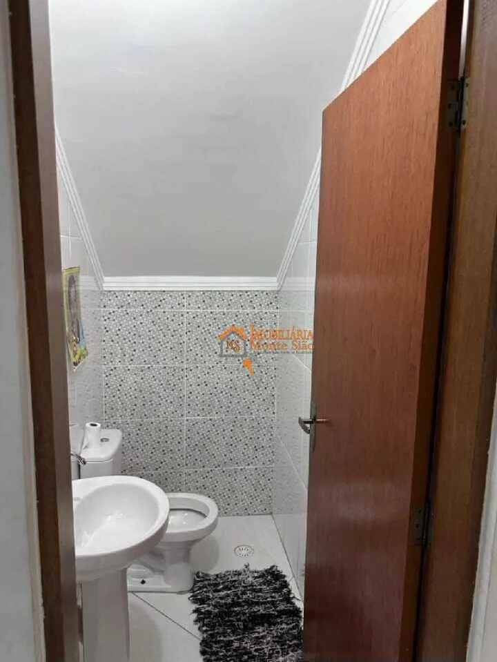 Imagem Sobrado com 3 dormitórios à venda, 200 m² por R$ 630.000,00 - Bonsucesso - Guarulhos/SP