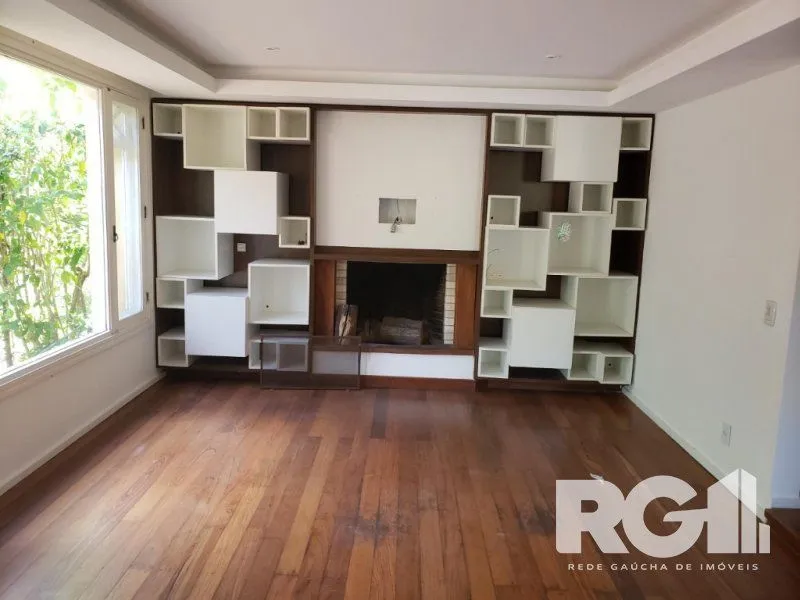 Imagem VENDA - ÓTIMA CASA EM CONDOMÍNIO NA ZONA SUL