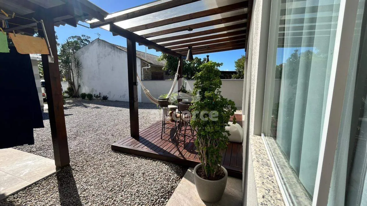Imagem Casa à venda com 3 quartos , 100m² em Praia de Fora Palhoça