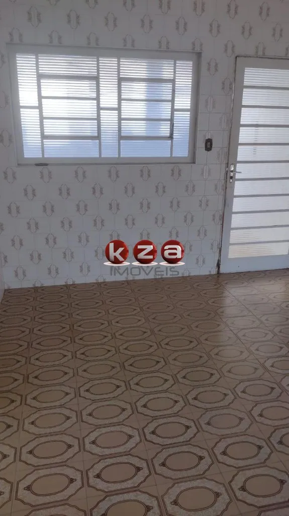 Imagem Oportunidade única: Casa comercial à venda ou locação no Centro de Vinhedo-SP, 2 quartos, 2 salas, 1 banheiro, 3 vagas, 134 m².
