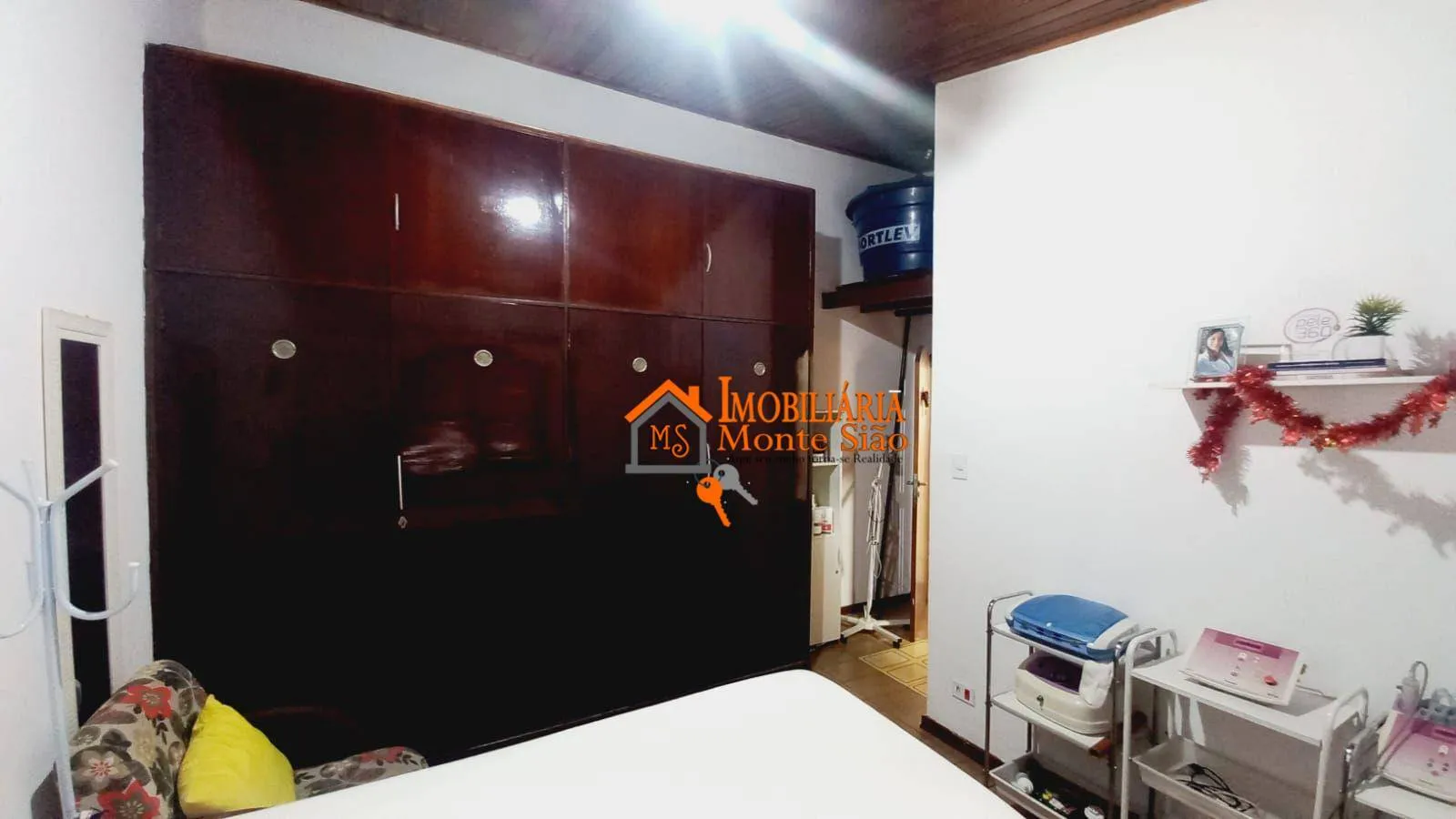 Imagem Sobrado com 5 dormitórios à venda, 146 m² por R$ 1.170.000,00 - Vila Galvão - Guarulhos/SP