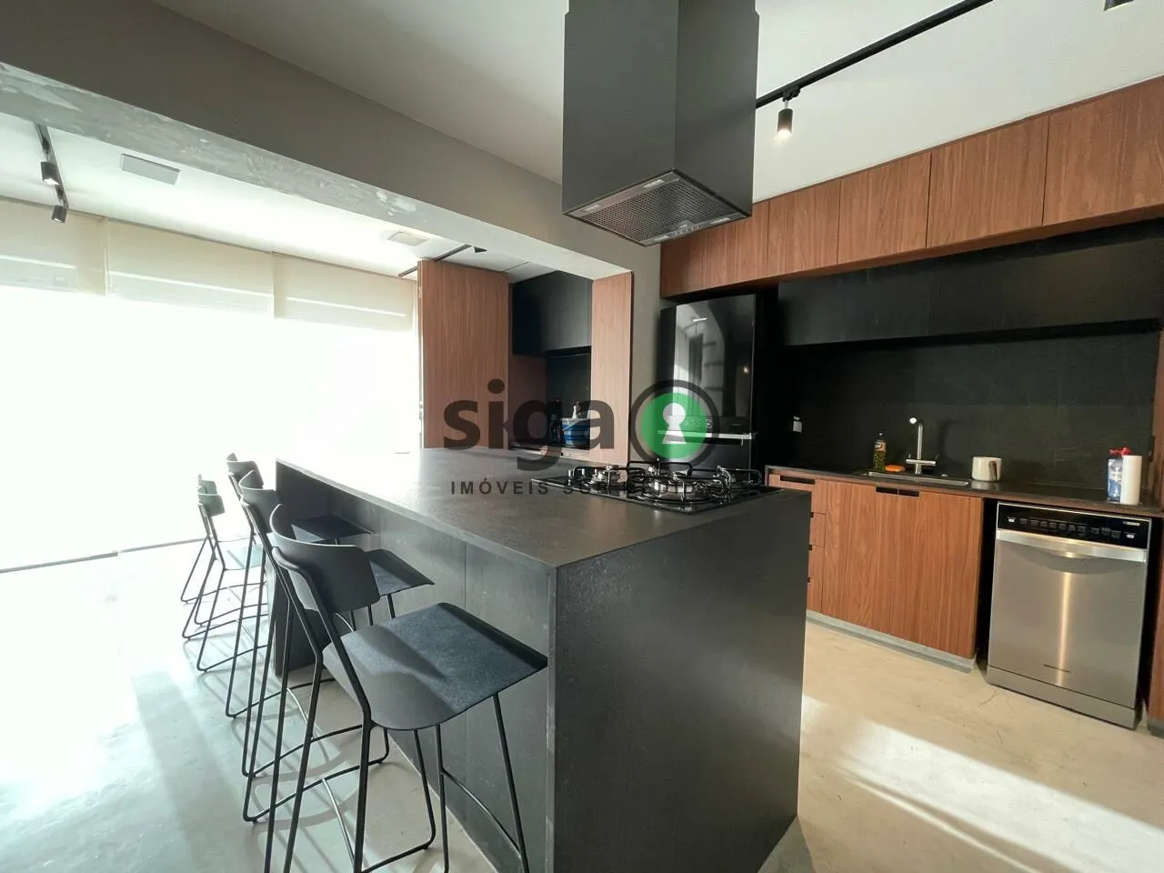 Foto do imóvel Apto com 71m², MOBILIADO, para LOCAÇÂO com 2 dormitórios e 1 vaga