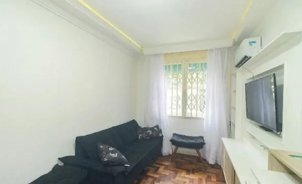 Imagem Apartamento na Azenha de 3 dormitórios térreo DESOCUPADO