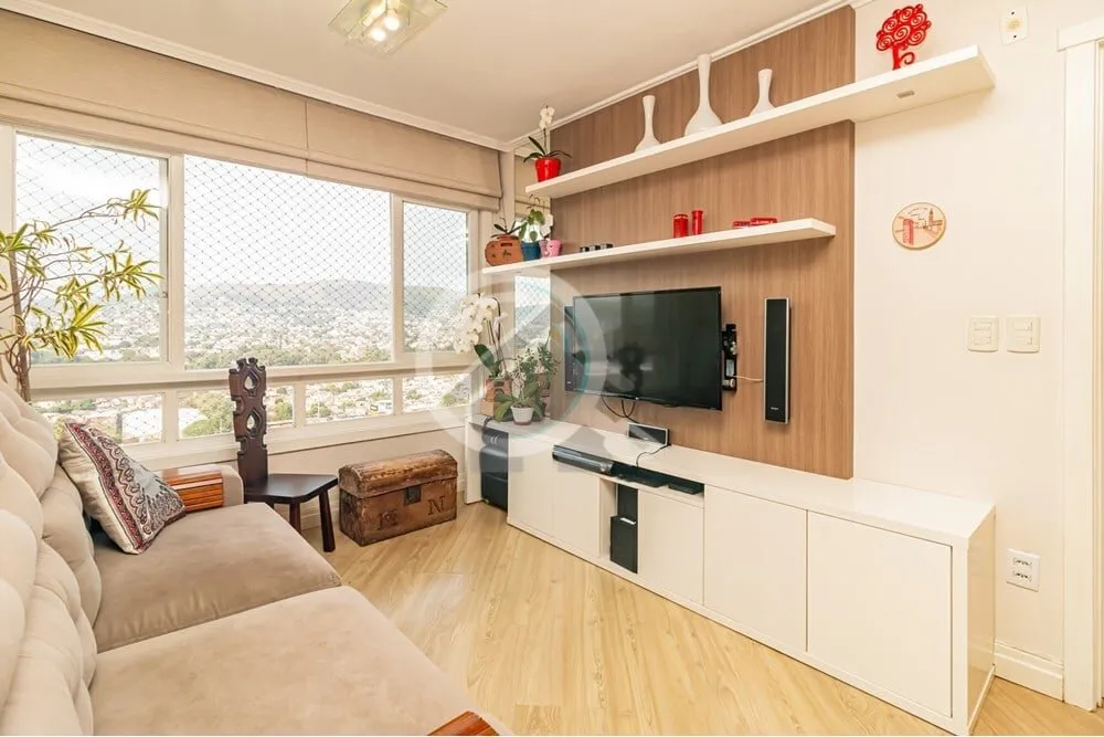 Imagem Apartamento amplo em andar alto com vista permanente e panorâmica da cidade, em rua arborizada e tr...
