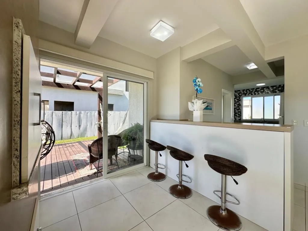 Imagem Casa em Condominio 3 Dormitórios - Bairro Dubai