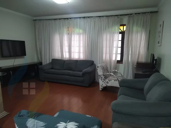 Foto do imóvel Casa de 3 dormitórios sendo 1 suíte, 2 banheiros, com 200m² no Jardim Aurora, São Bernardo do Campo