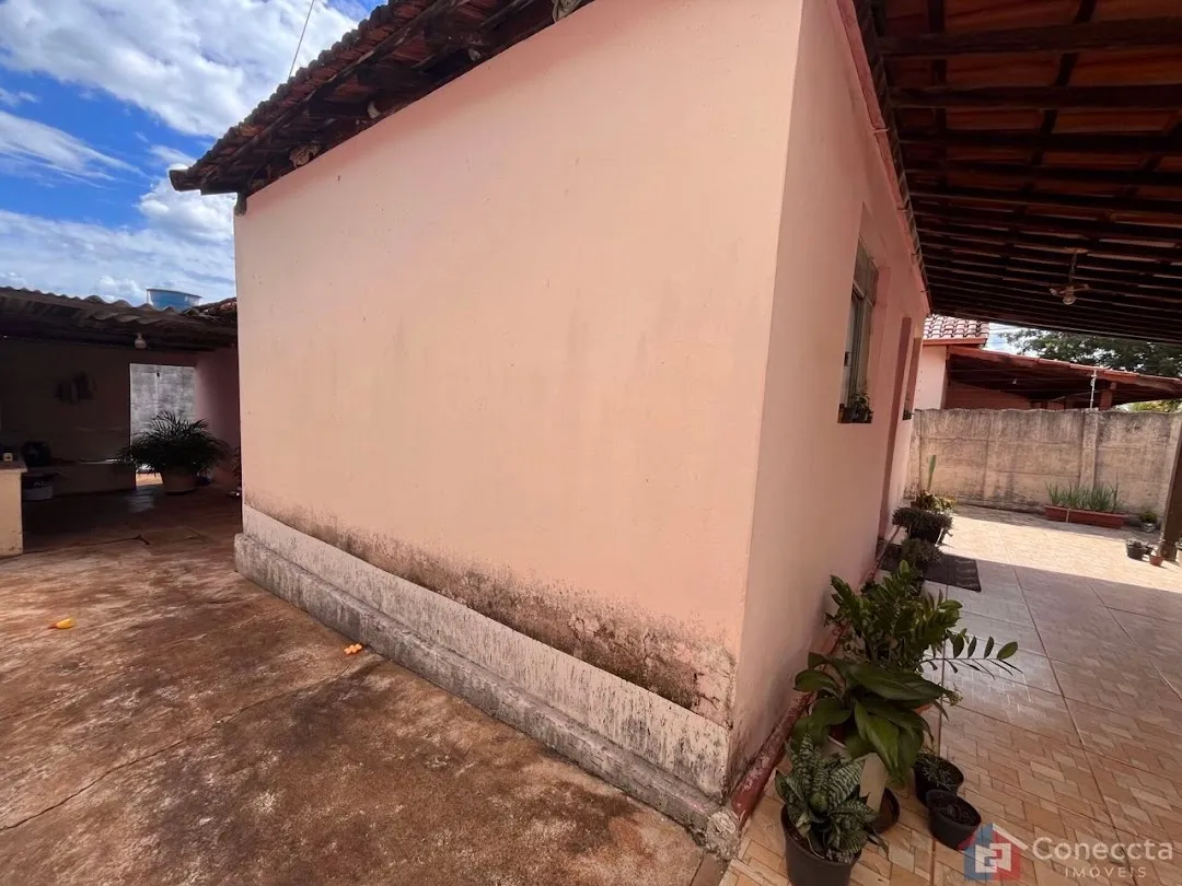Imagem Casa com 2 dormitórios à venda, 80 m² por R$ 250.000,00 - Abner Afonso - Patos de Minas/MG