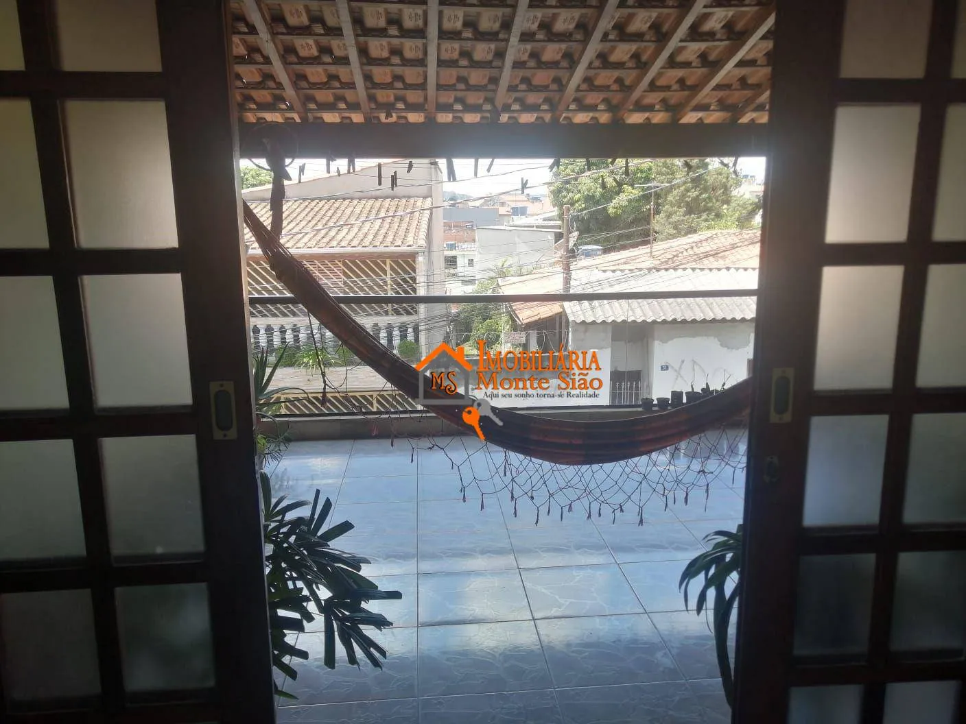 Imagem Sobrado com 4 dormitórios à venda, 120 m² por R$ 405.000 - Jardim Jovaia - Guarulhos/SP
