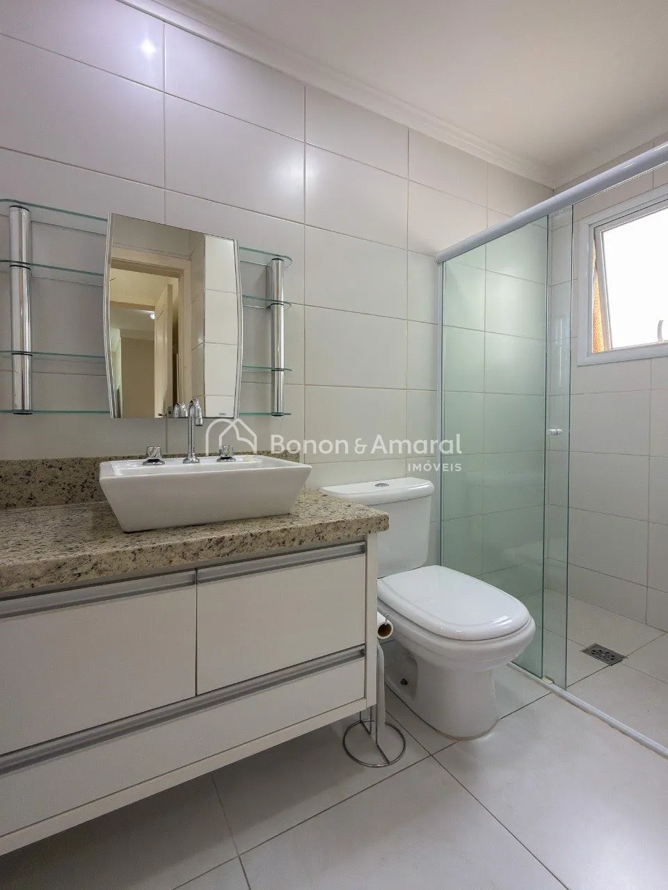Imagem Localização privilegiada! Apartamento aconchegante e funcional com dois quartos e suíte no Taquaral - Campinas/SP