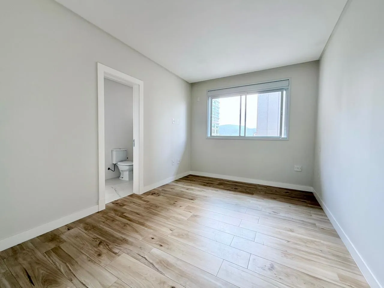 Imagem Apartamento à venda com 132m2 por R$ 2.900.000,00