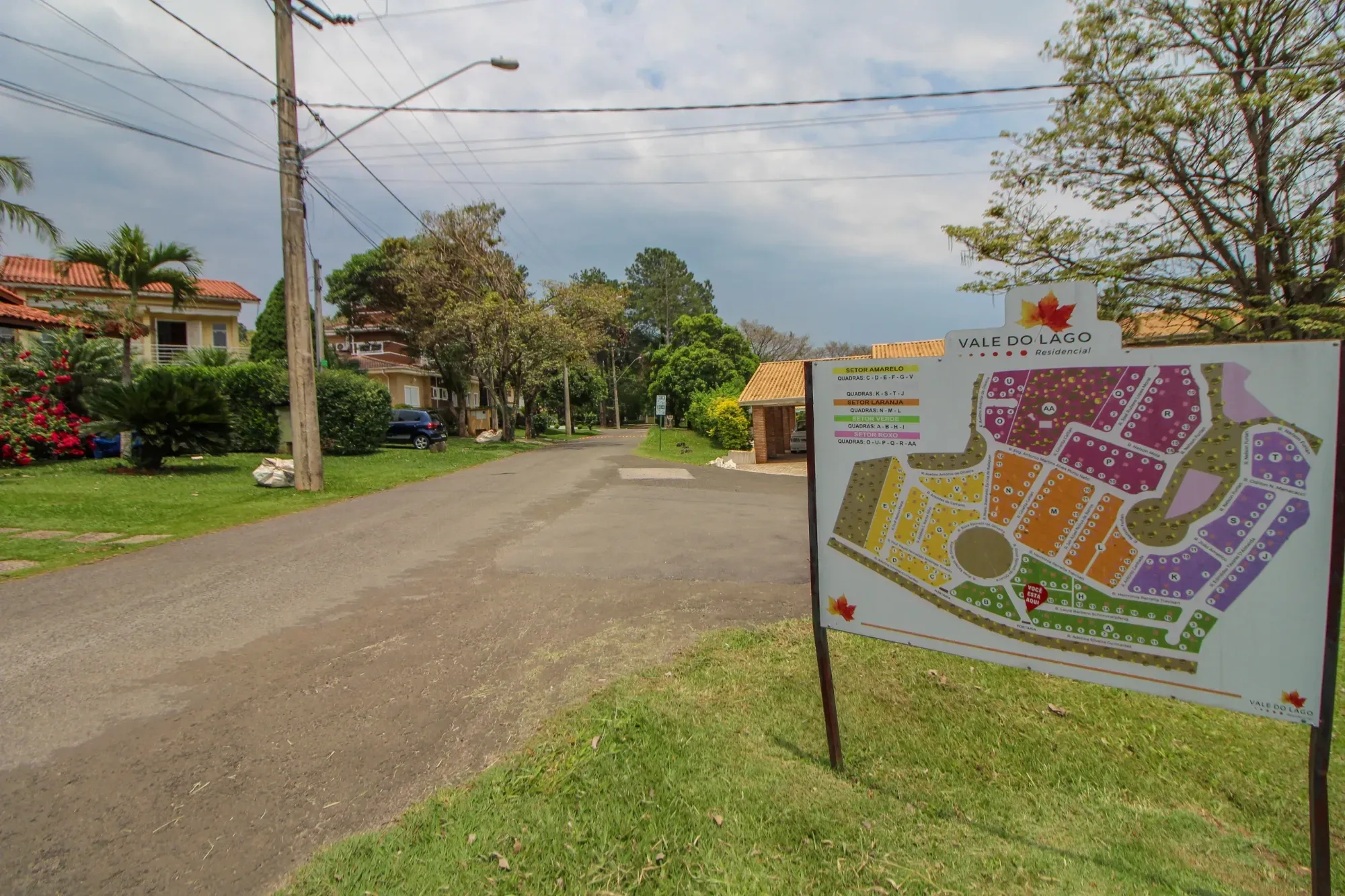 Imagem Casa de Condomínio com 4 Quartos à Venda, 380 metros em Caguassu - Sorocaba