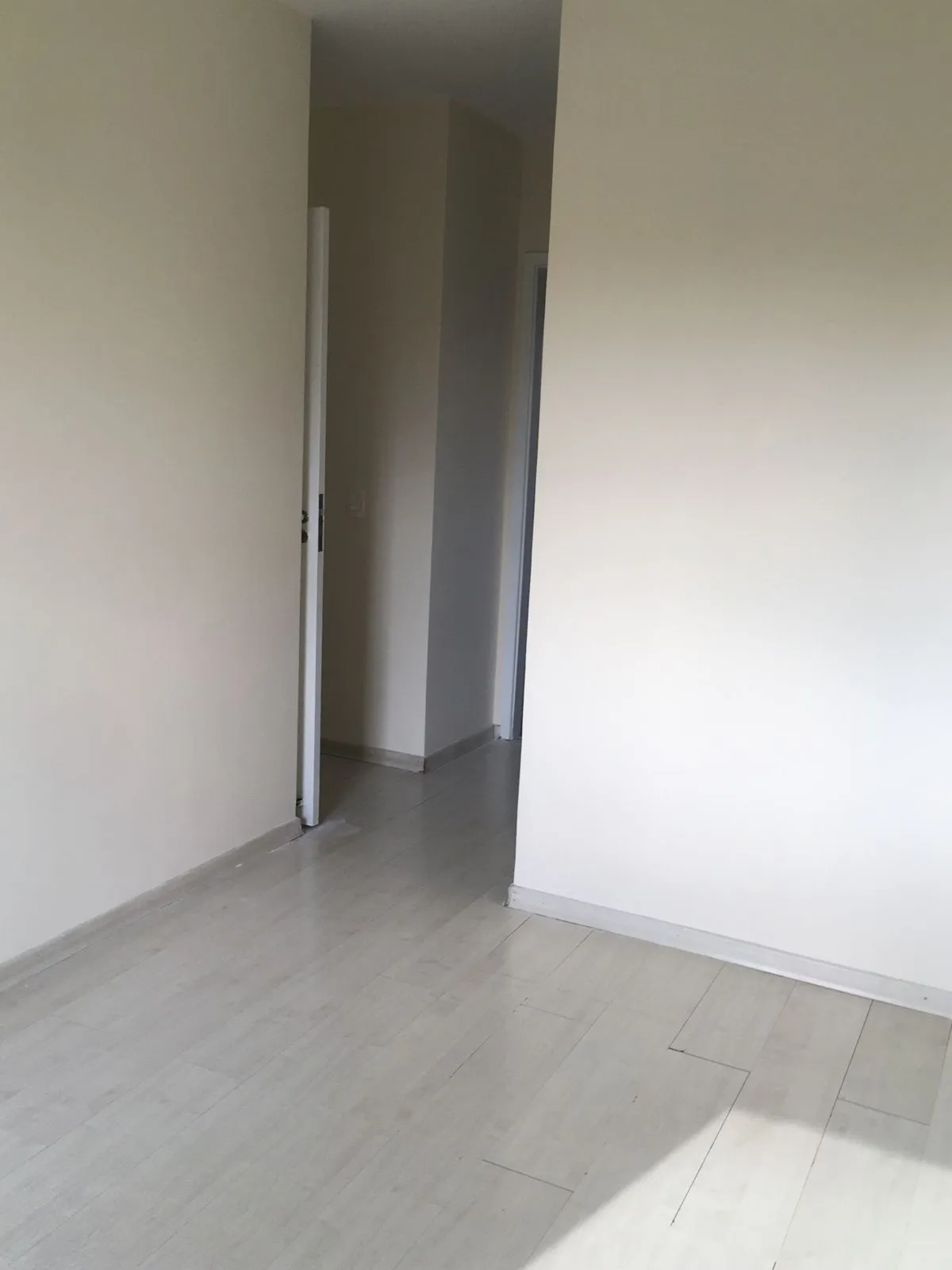 Imagem VENDO LINDO APARTAMENTO COM 03 DORMITÓRIOS NO BAIRRO SANTO AMARO!