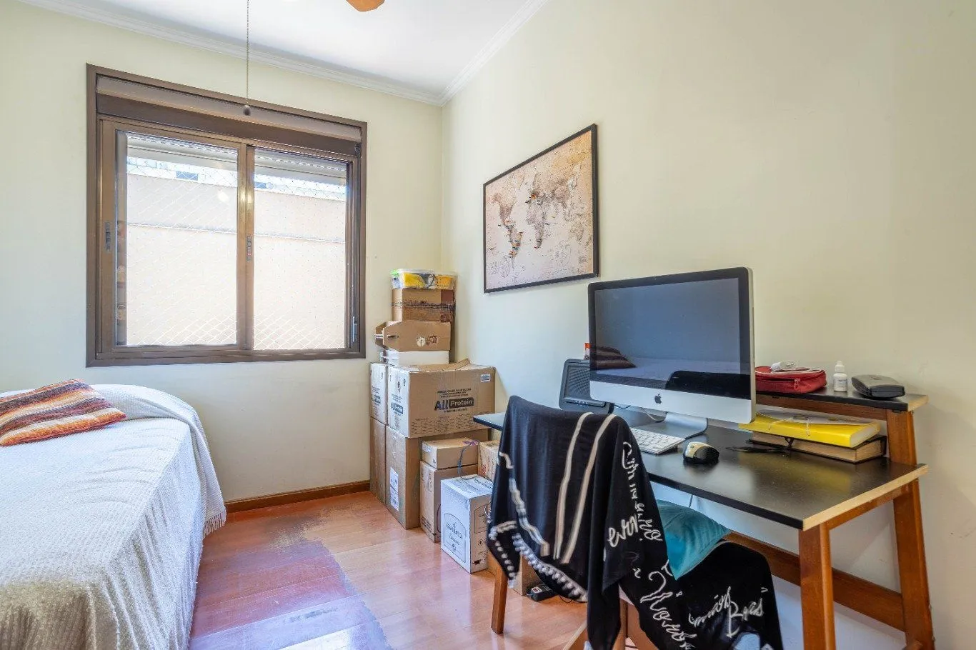 Imagem Apartamento de 3 quartos e 93m² à venda em Rio Branco, Porto Alegre.