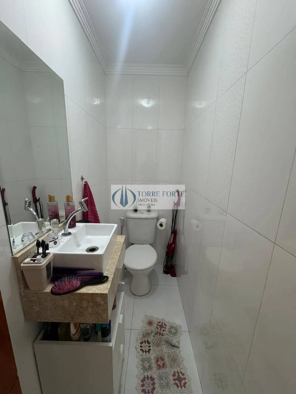 Imagem Sobrado com 3 dormitórios 1 suíte, 3 vagas , Piscina na Cidade Patriarca.