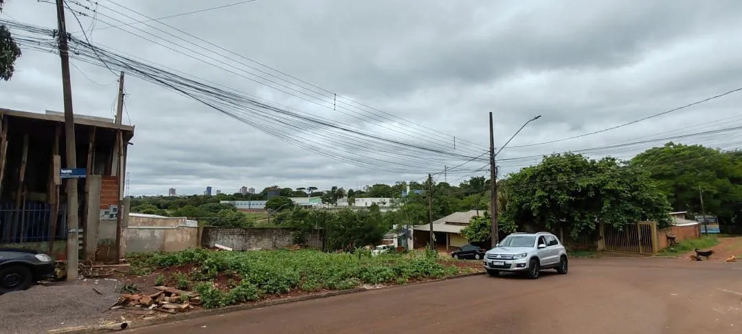 Imagem Terreno à venda em Cascavel, Santa Cruz - Energia Elétrica e Rua Asfaltada