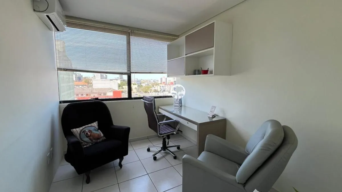 Imagem Sala à Venda em Centro, Canoas - RS