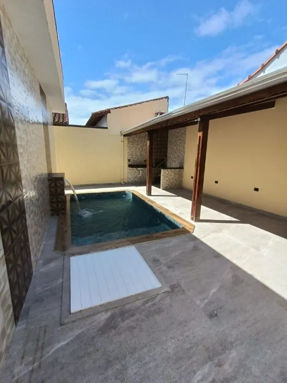 Imagem CASA COM 145,00 m² - MARACANÃ - PRAIA GRANDE SP