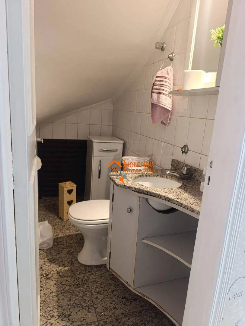 Imagem Casa com 3 dormitórios para alugar, 90 m² por R$ 5.600,00/mês - Vila Bremen - Guarulhos/SP