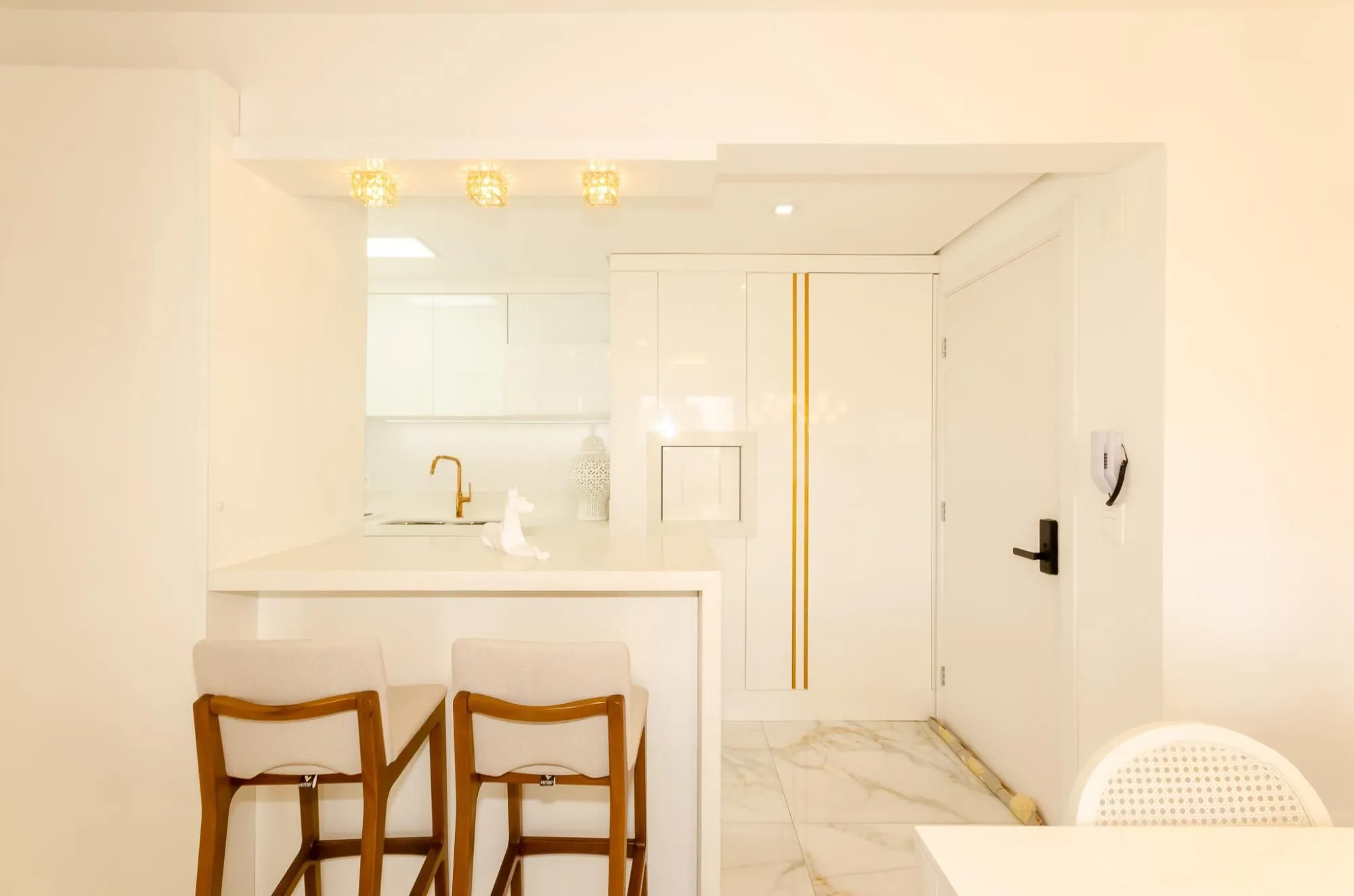 Imagem Emílio 111 Boutique Residences Apartamento de 1 Dormitório no Bairro Três Figueiras