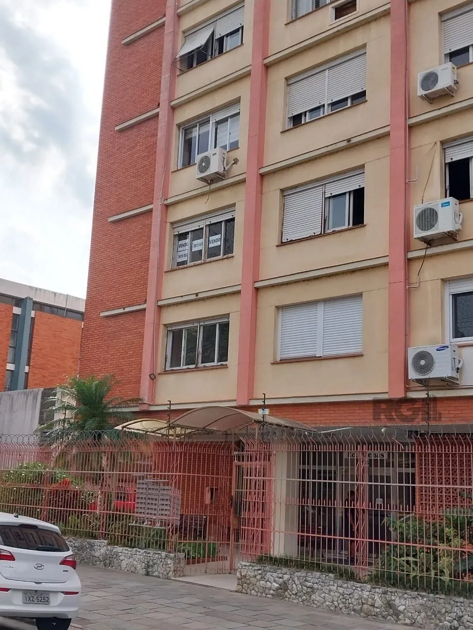 Imagem Excelente apartamento 3 dormitório, com Box escriturado - Bairro Santana. Preço Atrativo.