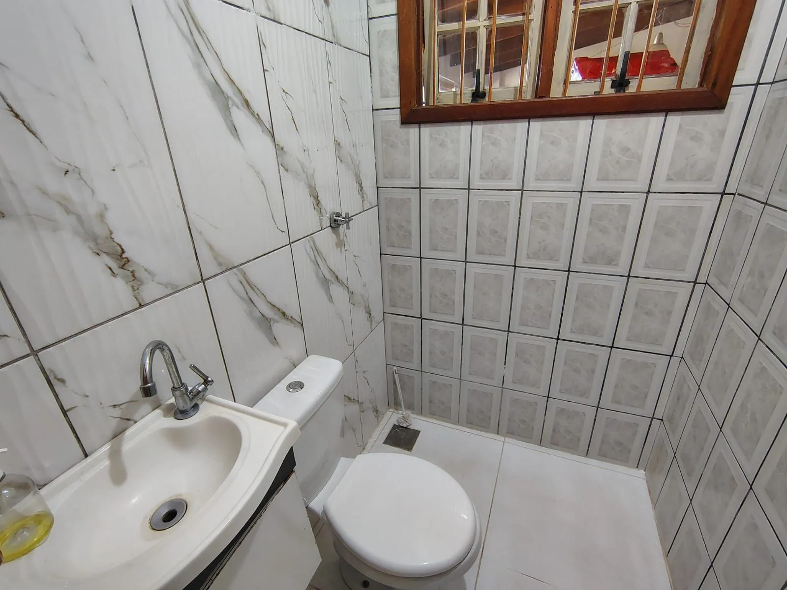 Imagem Casa no Bairro Nova Esteio com 200m² de área privativa e 03 (Três) quartos.