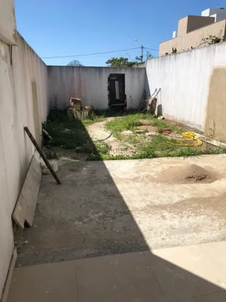Imagem Casa a venda no Jardim Guanabara de 3 quartos e 1 suíte por 450 mil.