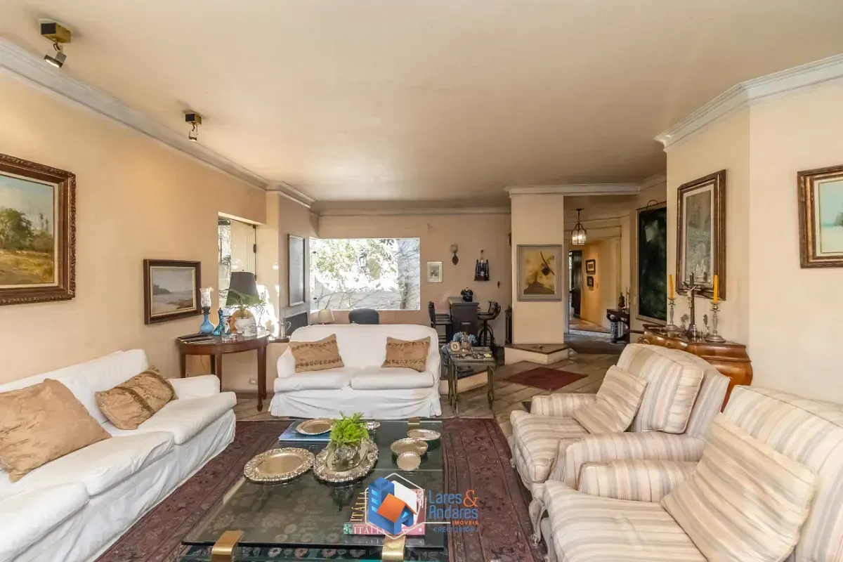 Imagem Casa para venda em Jardim Guedala com 5 quartos, sendo 2 suítes, 447m²