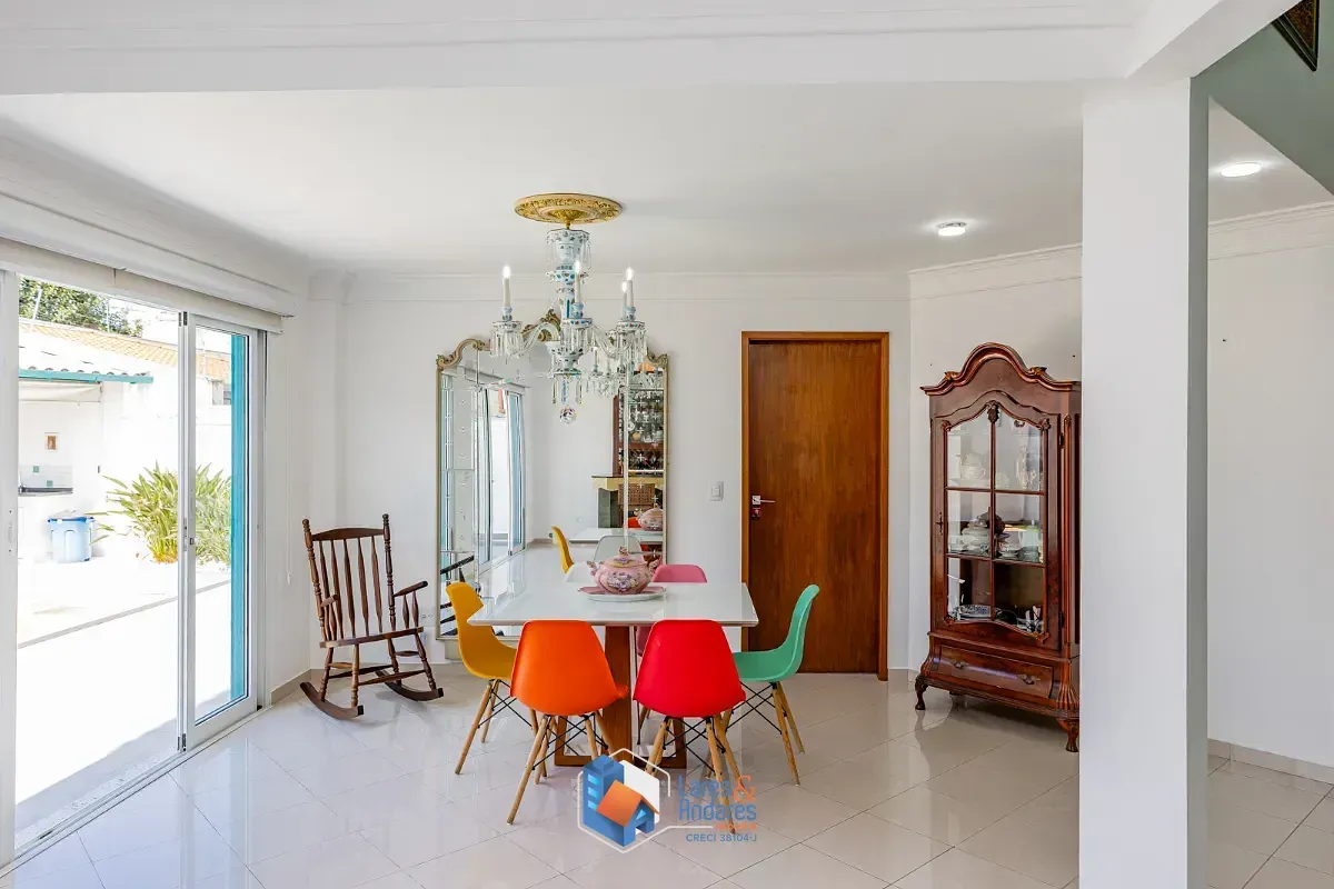 Imagem Casa para venda em Bosque da Saúde com 5 quartos, sendo 3 suítes, 378m²