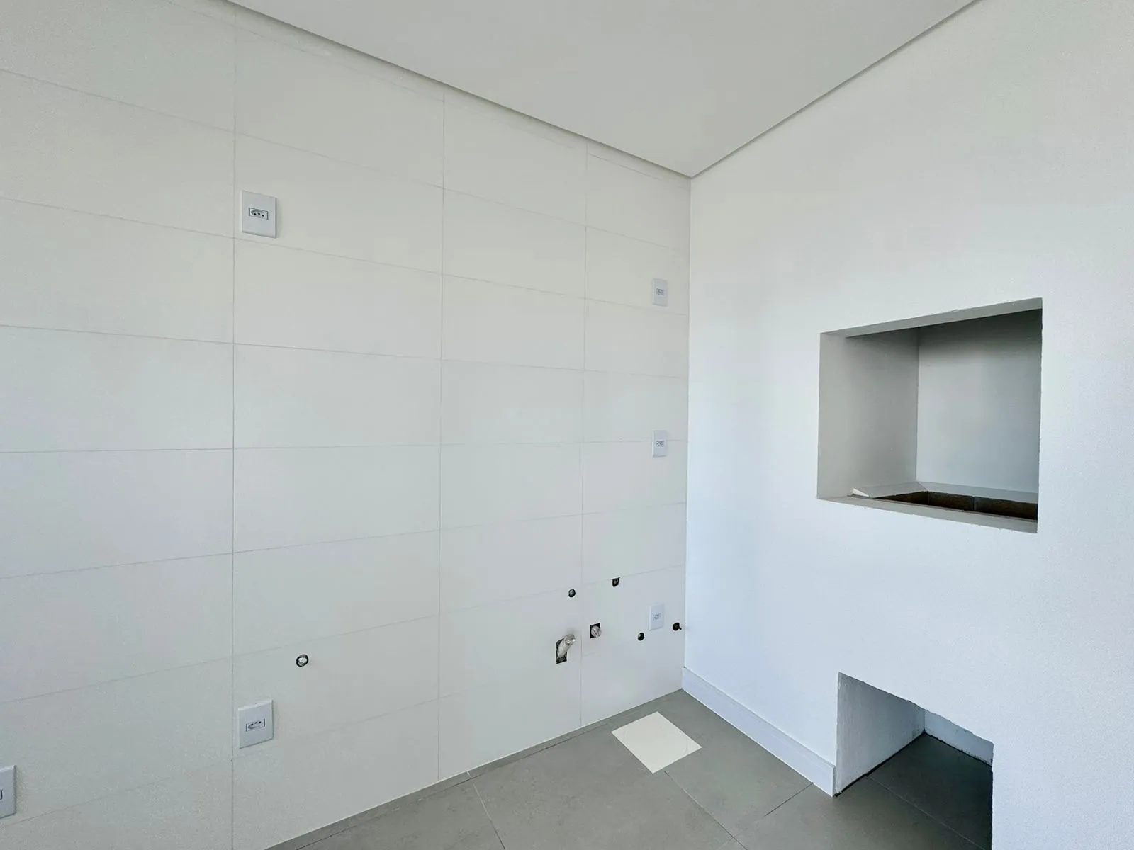 Imagem Apartamento 01 dormitórios 1 vaga na Rua Peri Capão da Canoa
