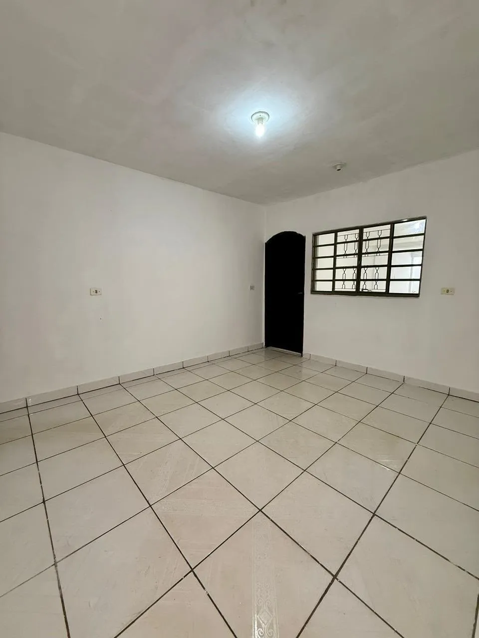 Imagem Oportunidade! Casa Residencial e Comercial | 180 m² | 2 Vagas | Jardim Maria Eugenia