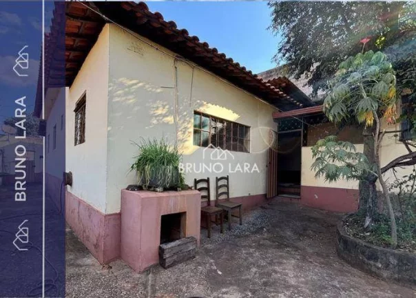 Foto do imóvel Casa à venda no Centro - Igarapé/MG.