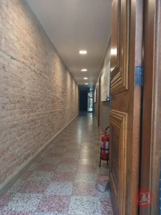 Imagem No Moinhos de Vento, apartamento de 77 m² com 3 dormitórios.