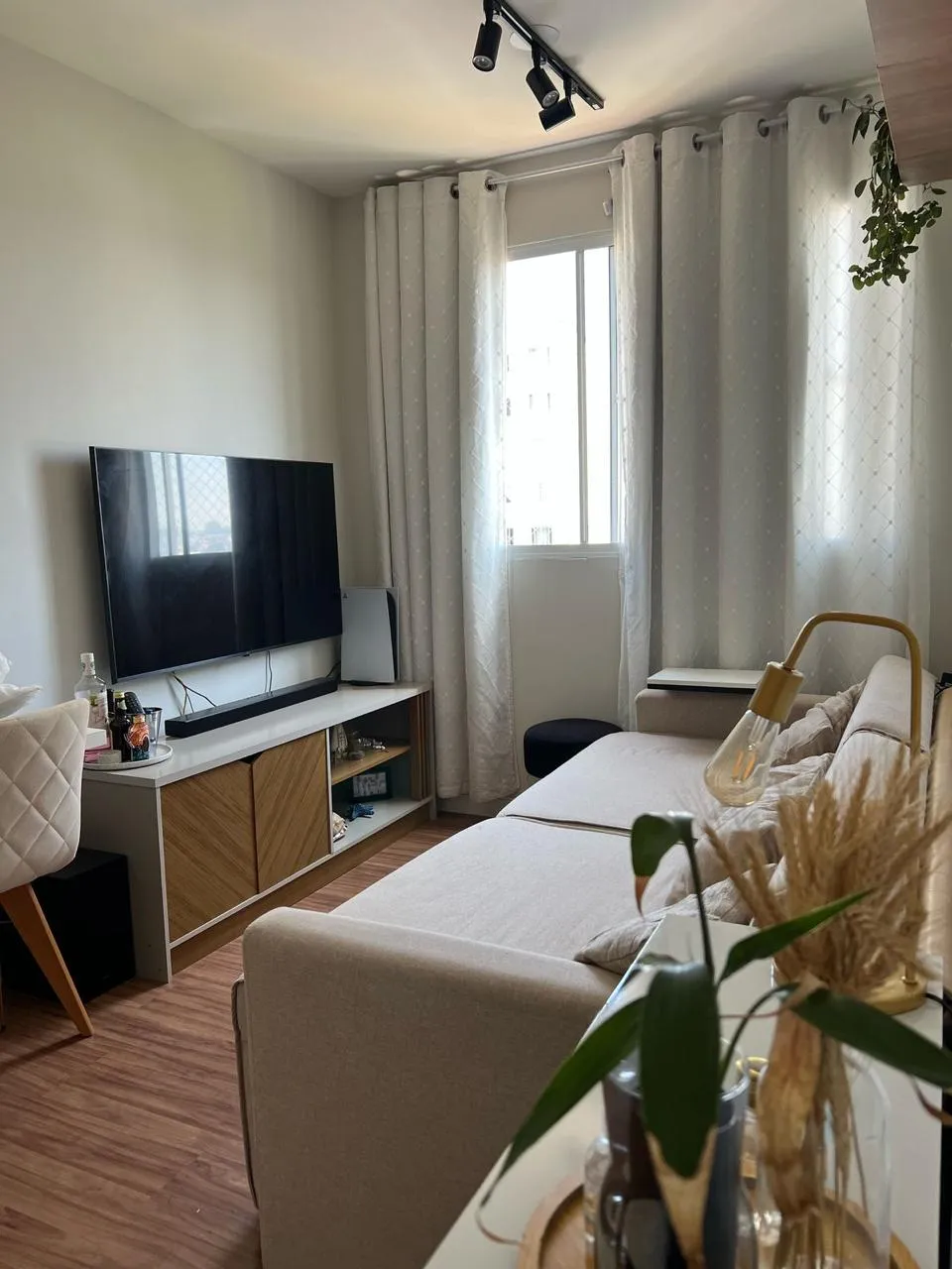 Imagem VENDO LINDO APARTAMENTO DE DOIS DORMITÓRIOS NA AV. MIGUEL YUNES!!
