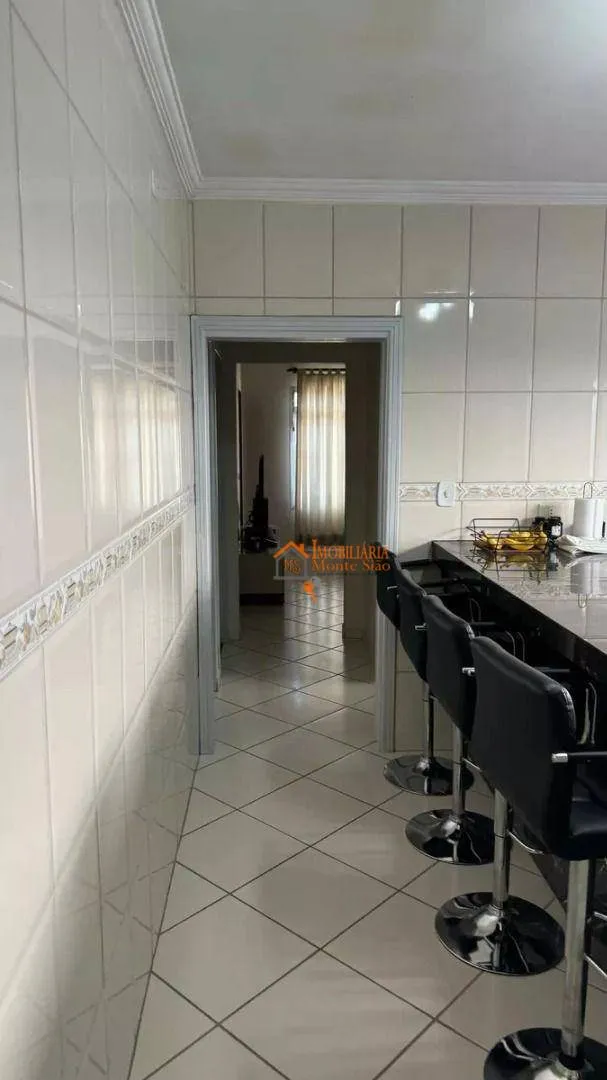 Imagem Casa com 3 dormitórios à venda, 225 m² por R$ 852.000,00 - Vila Augusta - Guarulhos/SP
