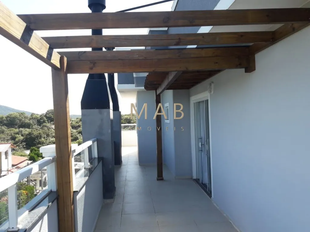 Imagem Cobertura de alto padrão à venda em Ingleses do Rio Vermelho, Florianópolis-SC: 3 quartos sendo 1 suíte, 2 salas, 2 banheiros, 1 vaga, 190m².