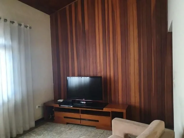 Imagem Casa à venda 3 Quartos, 1 Suite, 2 Vagas, 236M², Loteamento Residencial Andrade, Pindamonhangaba - SP
