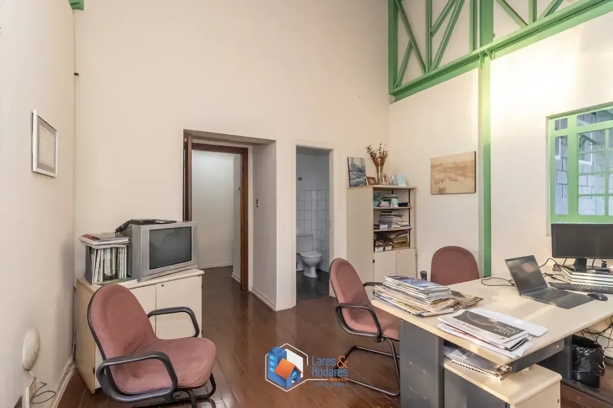 Imagem Casa comercial para venda em Água Branca, 436m²
