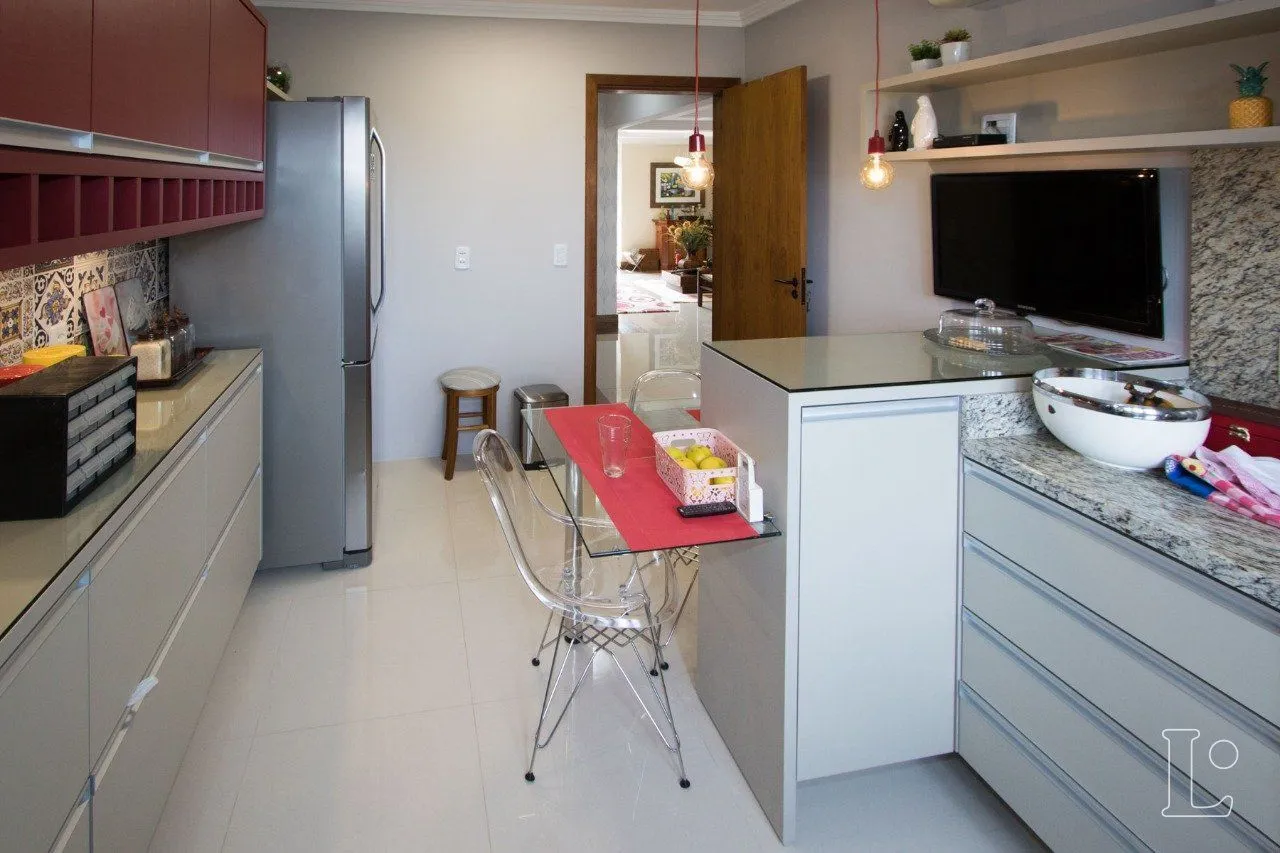 Imagem Casa Condominio para Venda - 382.86m², 4 dormitórios, sendo 2 suites, 4 vagas - Cristal
