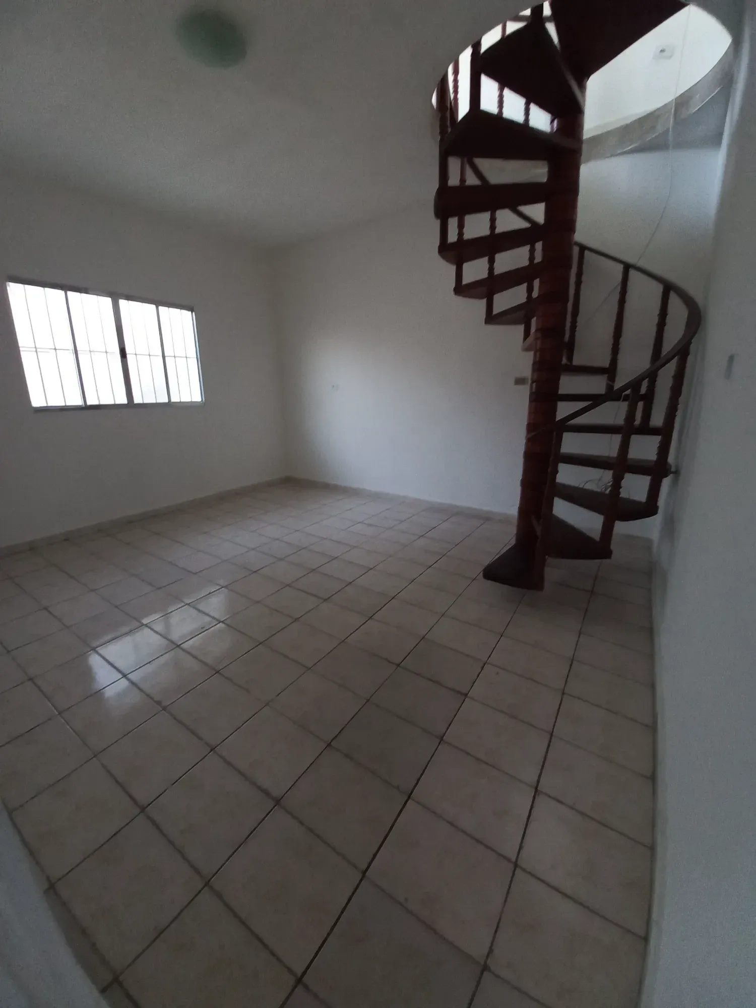 Imagem Casa com 3 Quartos para Alugar, 103 m² em Parque dos Príncipes - Jacareí