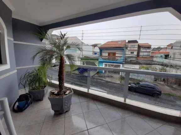 Imagem Sobrado com 3 dormitórios à venda, 174 m por R$ 700.000,00 - Jardim Adriana - Guarulhos/SP