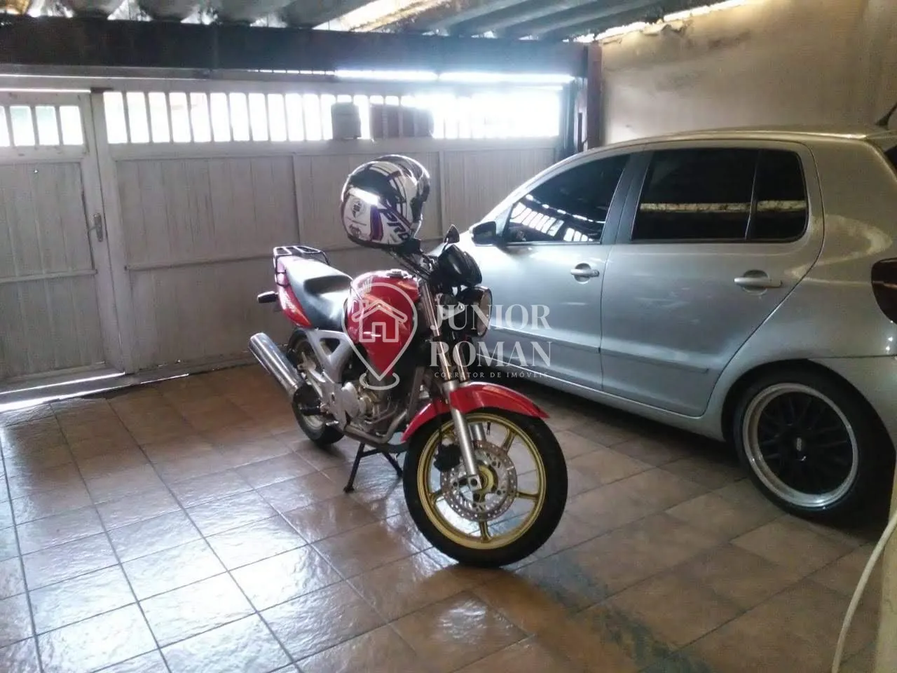 Imagem CASA À VENDA NA CIDADE ADEMAR | 3 DORMITÓRIOS, 1 SUÍTE E 2 VAGAS