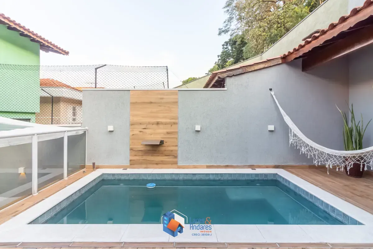 Imagem Sobrado para venda em City Pinheirinho com 3 quartos, sendo 1 suíte, 153m²
