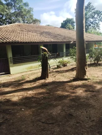 Imagem Chácara de 1.200m2 com Playground e Varanda – Ampla Área Externa para Toda a Família!
