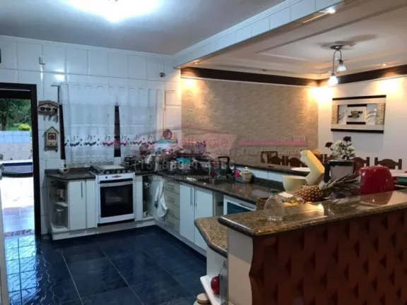 Imagem Chácara residencial à venda dentro de condomínio