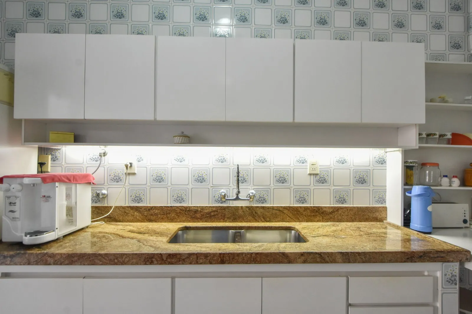 Imagem Apartamento de 120m² com 3 Dormitórios Localizado na Praia de Pitangueiras, Guarujá SP