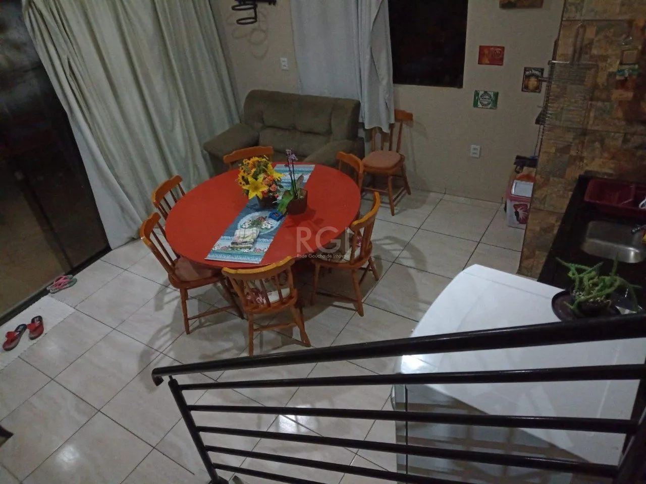 Imagem Sobrado para Venda - 240m², 3 dormitórios, sendo 1 suites, 2 vagas - Vila Vista Alegre