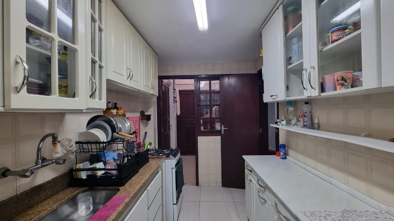 Imagem Casa em Condomínio para Venda em Teresópolis / RJ no bairro Alto