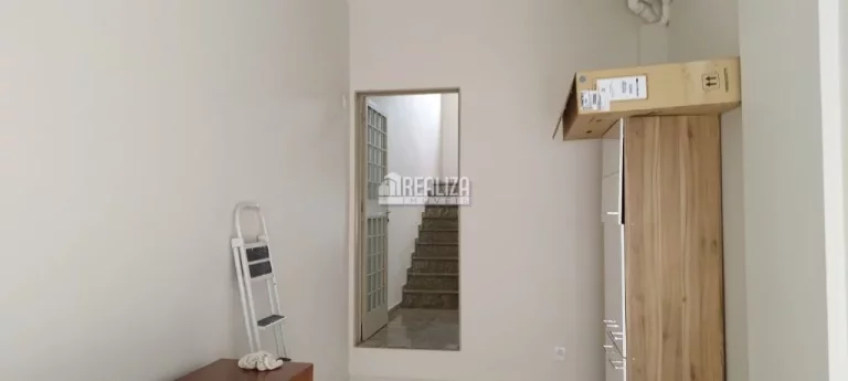 Imagem Casa Residencial / Comercial à venda com 3 dormitórios na Mercês, Uberaba