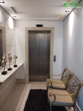 Imagem 4 Suítes espaçosas e 325m² de área privativa poucos metros da Beira-mar.